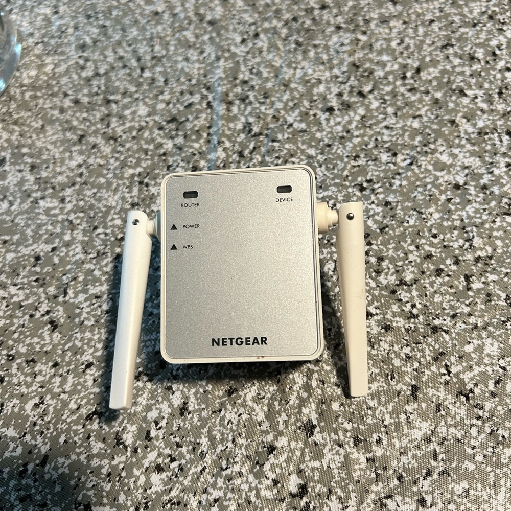 Netgear Wi-Fi enhancer - Picture 2 of 6